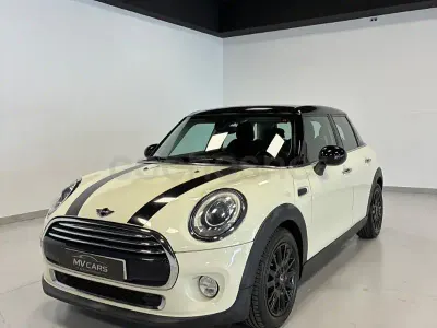 Usado Mini Cooper 136 CV (100 kW) 2015 Blanco Utilitario