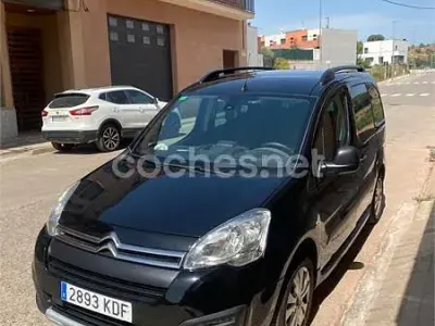 Usado Citroën e-Berlingo Feel 110 CV (80 kW) 2016 Negro Monovolumen