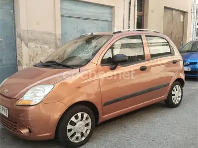 Usado Chevrolet Matiz 65 CV (47 kW) 2006 Naranja Utilitario
