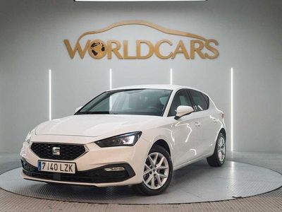 Usado Seat Leon Style 150 CV (110 kW) 2022 Blanco Utilitario