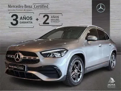Usado Mercedes GLA200 150 CV (110 kW) 2025 Gris montaña SUV
