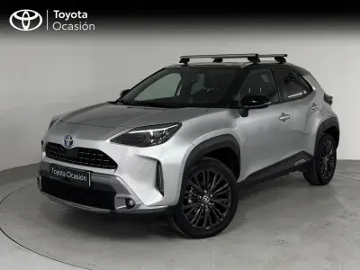 Usado Toyota Yaris 116 CV (85 kW) 2022 Bit gris agata Utilitario