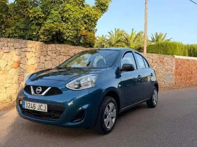 Usado Nissan Micra Acenta 80 CV (58 kW) 2015 Azul Utilitario
