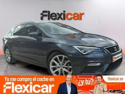 Usado Seat Leon FR 150 CV (110 kW) 2019 Gris Familiar