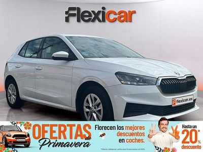 Usado Skoda Fabia Ambition 95 CV (69 kW) 2022 Blanco Utilitario