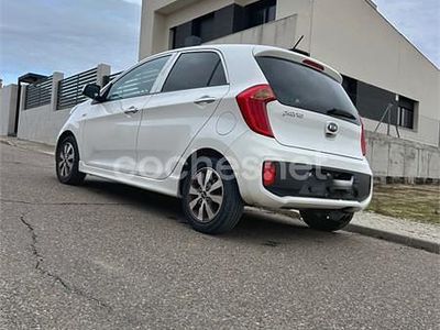 Blanco Usado 2015 Kia Picanto Utilitario | 6100 € (Precio justo)