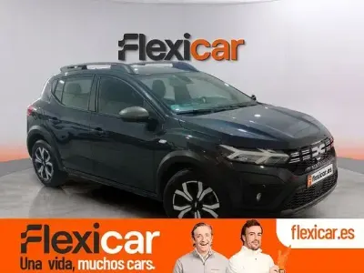 Usado Dacia Sandero Essentiel 91 CV (66 kW) 2023 Gris