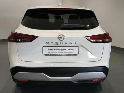 Usado Nissan Qashqai N-Connecta 140 CV (102 kW) 2022 Lunar white (perlada) SUV