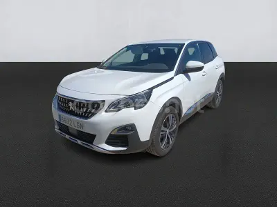 Usado Peugeot 3008 Allure 130 CV (95 kW) 2020 Blanco SUV