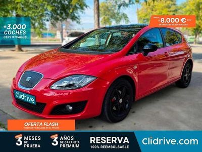 Usado Seat Leon Reference 105 CV (77 kW) 2011 Rojo Utilitario