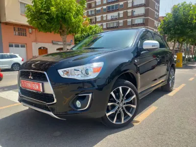 Usado Mitsubishi ASX 116 CV (85 kW) 2015 Negro SUV