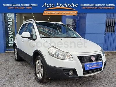 Usado Fiat Sedici Dynamic 120 CV (88 kW) 2009 Blanco SUV