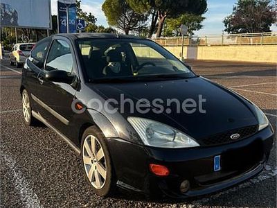 Negro Usado 1999 Ford Focus Trend Berlina | 3500 € (Caro)