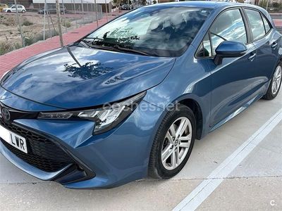 Usado Toyota Corolla Active 122 CV (89 kW) 2022 Azul Berlina