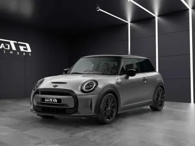 Usado Mini Cooper SE 135 kW (184 CV) 2022 Gris Utilitario