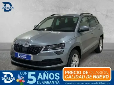 Usado Skoda Karoq Ambition 116 CV (85 kW) 2021 Gris / plata SUV