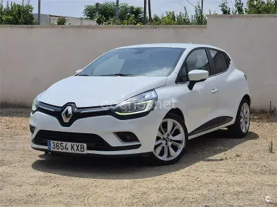 Usado Renault Clio IV Zen 90 CV (66 kW) 2019 Blanco Berlina
