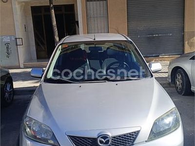 Gris / plata Usado 2004 Mazda 2 Sportive Berlina | 2450 €