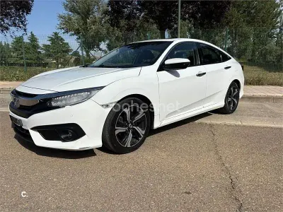 Usado Honda Civic Executive 182 CV (133 kW) 2017 Blanco Berlina