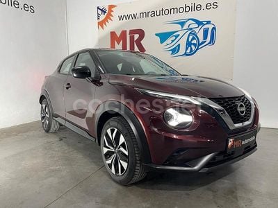 Usado Nissan Juke Acenta 114 CV (83 kW) 2023 Granate SUV