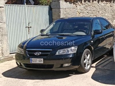 Usado Hyundai Sonata Comfort 140 CV (102 kW) 2008 Negro Berlina