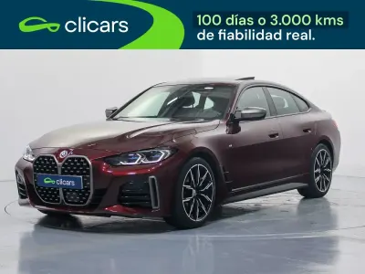Używany BMW M440 M Sport 374 KM (275 kW) 2023 Czerwony Sedan/Limuzyna