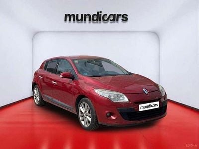 Usado Renault Mégane III Dynamique 140 CV (102 kW) 2010 Rojo Utilitario