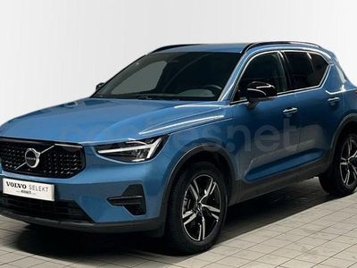 Azul Usado 2025 Volvo XC40 Plus SUV | 36.900 €