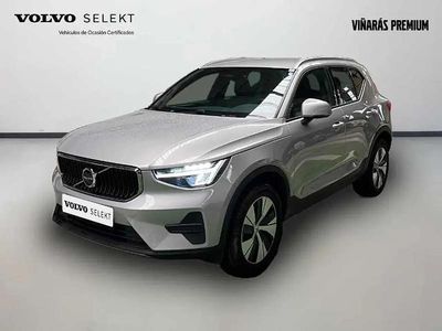 Begagnad Volvo XC40 Core 163 HK (119 kW) 2025 Silver SUV