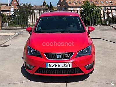Usado Seat Ibiza FR 90 CV (66 kW) 2016 Rojo Berlina