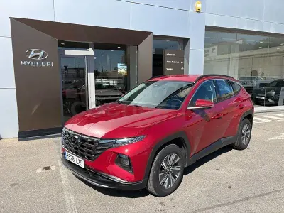 Usado Hyundai Tucson 115 CV (84 kW) 2022 Granate SUV