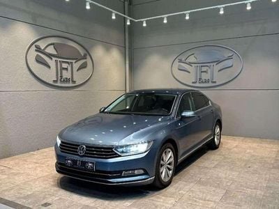 Usado VW Passat Advance 150 CV (110 kW) 2017 Azul Berlina
