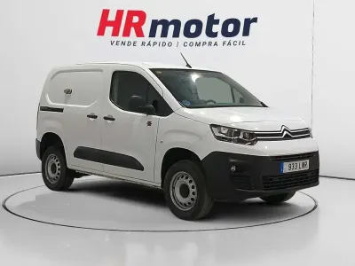 Usado Citroën Berlingo 131 CV (96 kW) 2022 Blanco Monovolumen
