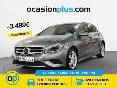 Gris Usado 2015 Mercedes A180 Style Utilitario | 14.991 € (Precio justo)