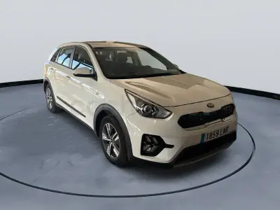 Usado Kia Niro 141 CV (103 kW) 2021 Blanco SUV