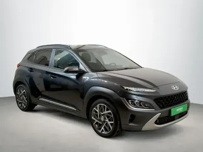 Usado Hyundai Kona Style 141 CV (103 kW) 2022 Gris SUV