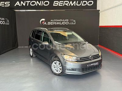 Gris / plata Usado 2020 VW Touran Edition Monovolumen | 21.490 € (Precio justo)