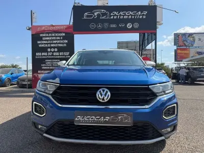Usado VW T-Roc Edition 116 CV (85 kW) 2019 Azul SUV
