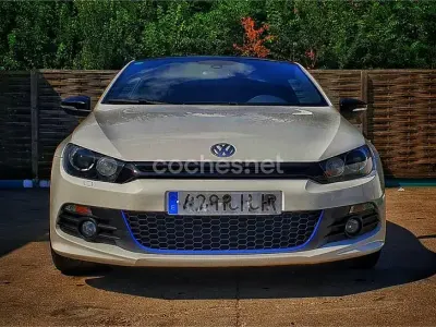 Usado VW Scirocco 140 CV (102 kW) 2011 Blanco Coupe