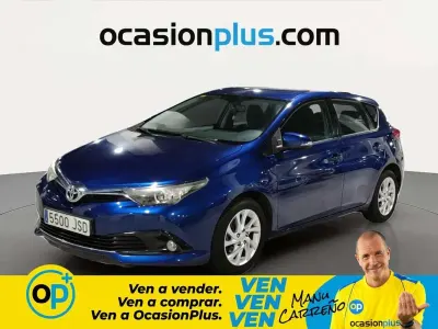 Usado Toyota Auris Active 116 CV (85 kW) 2016 Azul Utilitario