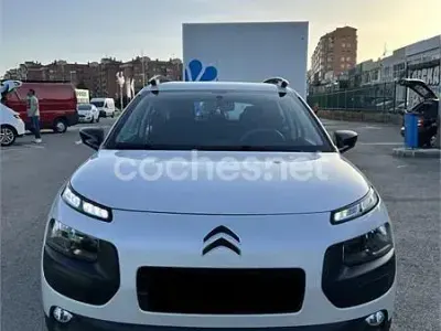 Używany Citroën C4 Feel 100 KM (73 kW) 2016 Biały Sedan/Limuzyna