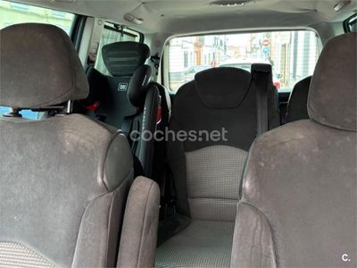 Peugeot 807