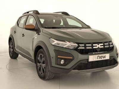 Usado Dacia Sandero Extreme 100 CV (73 kW) 2025 Verde Berlina