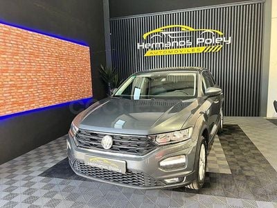 Usado VW T-Roc Advance 115 CV (84 kW) 2020 Gris / plata SUV