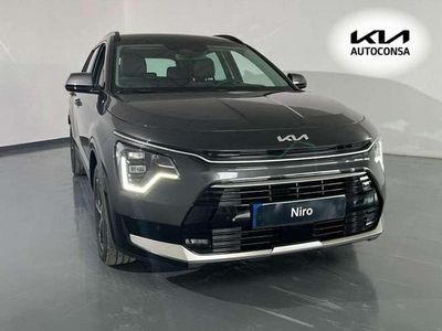 Usado Kia Niro 129 CV (94 kW) 2025 Gris SUV