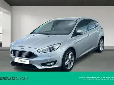 Usado Ford C-MAX Trend 115 CV (84 kW) 2017 Gris Monovolumen