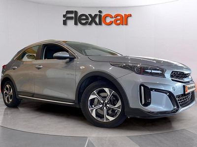 Usado Kia XCeed 120 CV (88 kW) 2023 Gris SUV