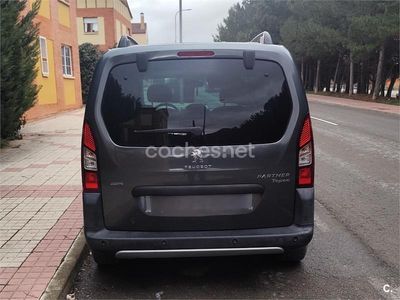 Usado Peugeot Partner Tepee Outdoor 100 CV (73 kW) 2016 Negro Monovolumen