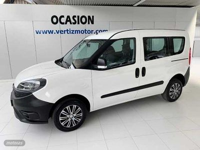 Usado Fiat Doblò 2018 Blanco Monovolumen