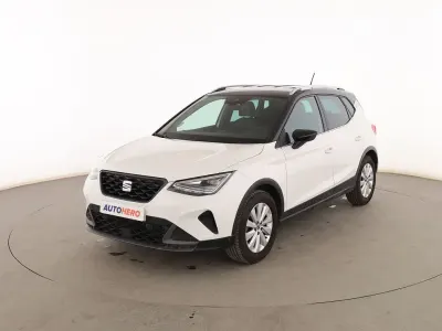 Usado Seat Arona FR 110 CV (80 kW) 2022 Blanco SUV